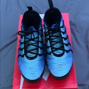 Air vapormax Plus size 8